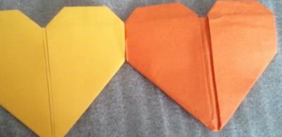 ​怎么用正方形折纸做一个心形